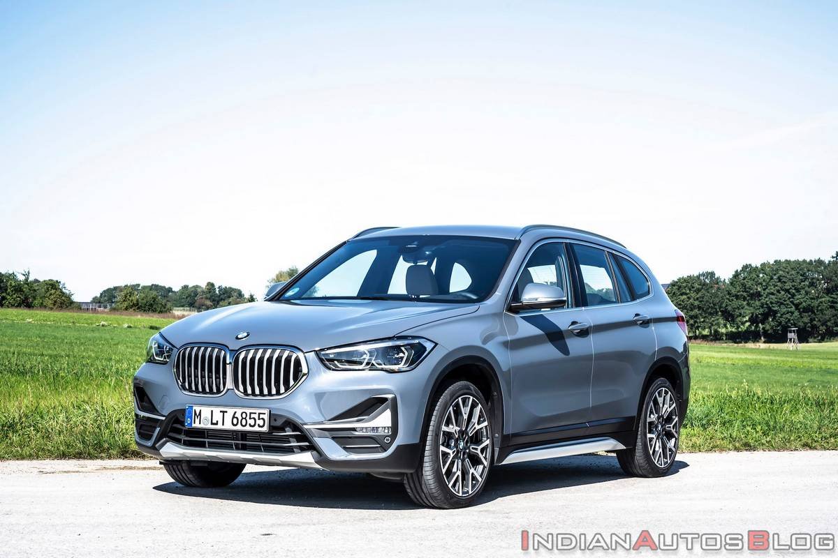 2020 bmw x1 facelift front three quarters