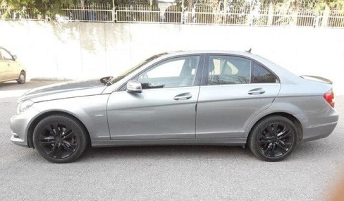 Used Mercedes Benz C Class rear