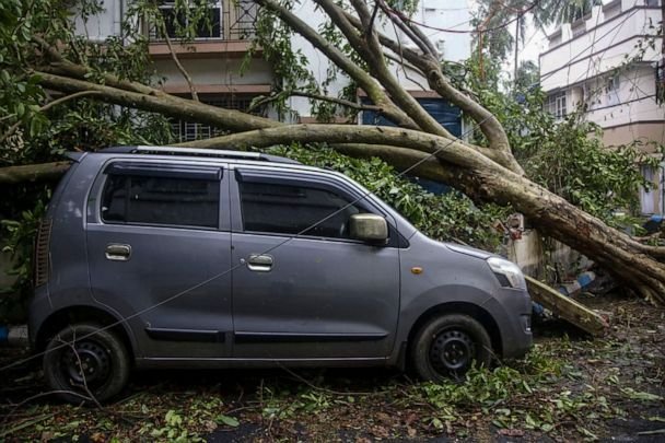 Super Cyclone Amphan Damages Cars Worth Crores In Kolkata