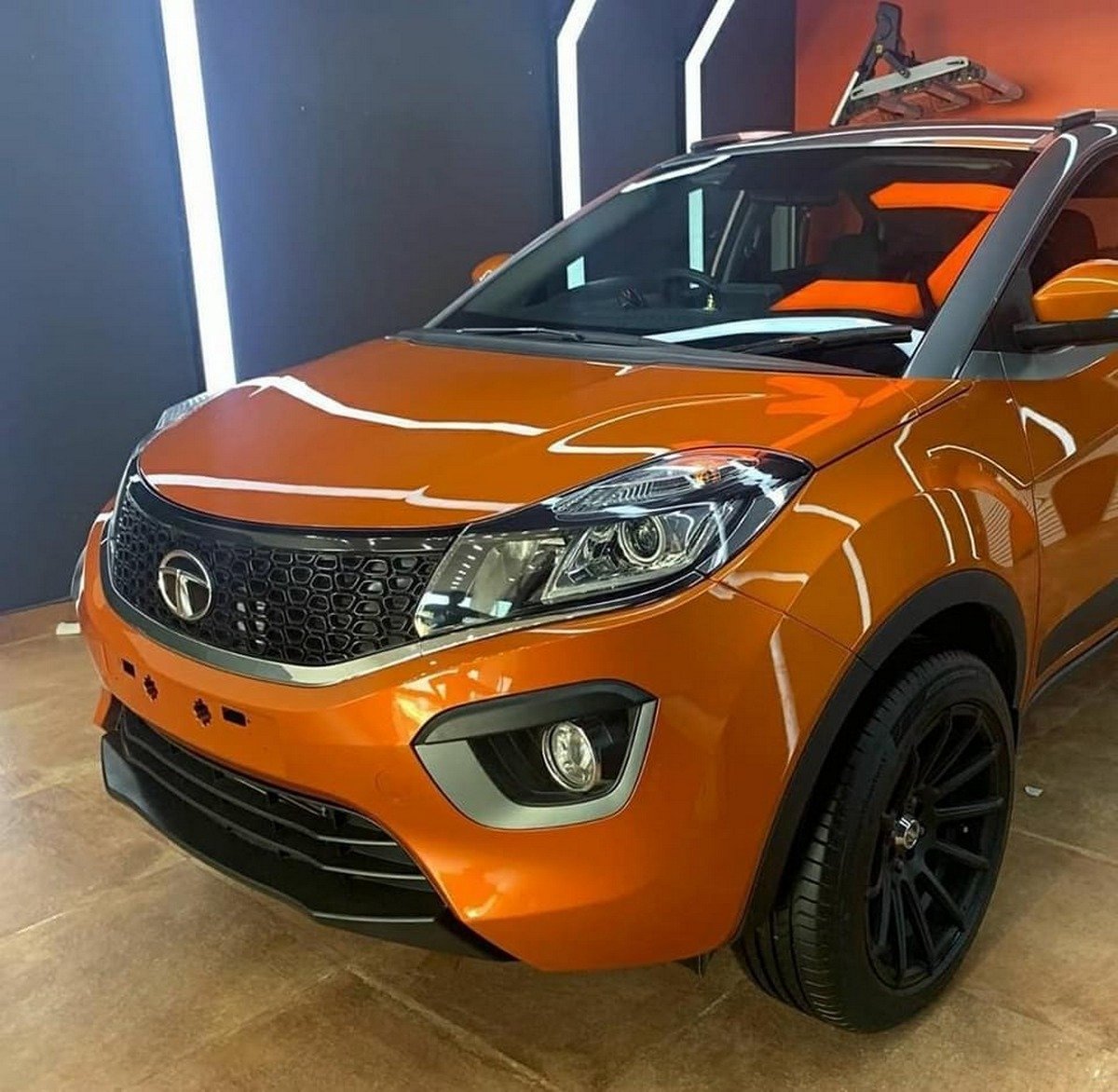Front-side-look-of-the-Tata-Nexon