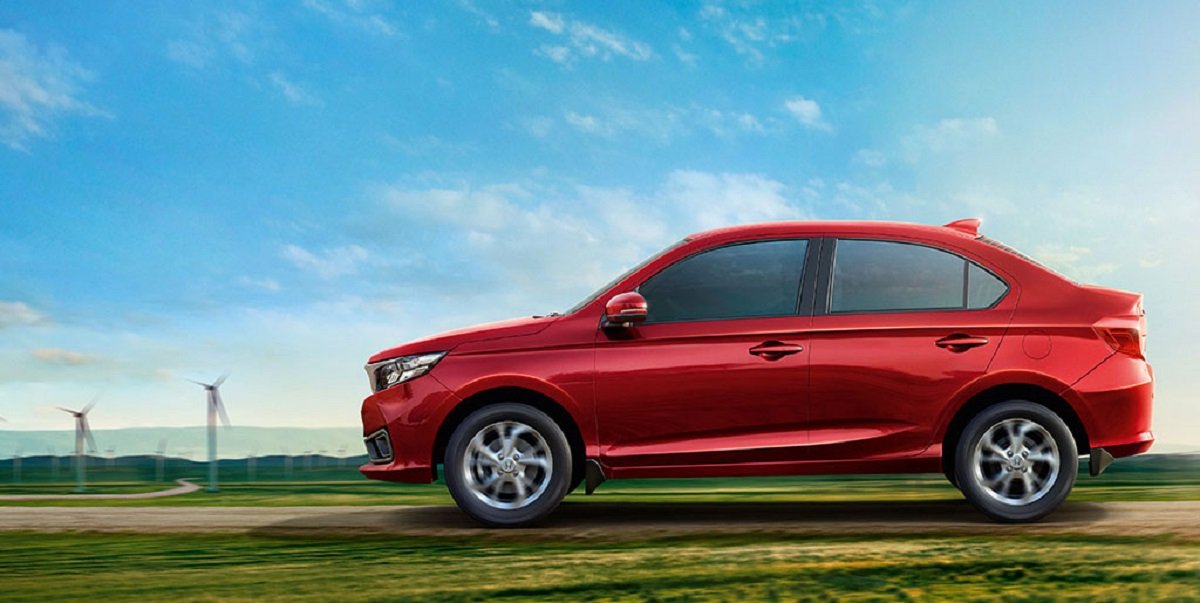 Honda Amaze Gets Discounts of Rs. 32,000, Includes 5-Year Warranty, 3 Year AMC & More