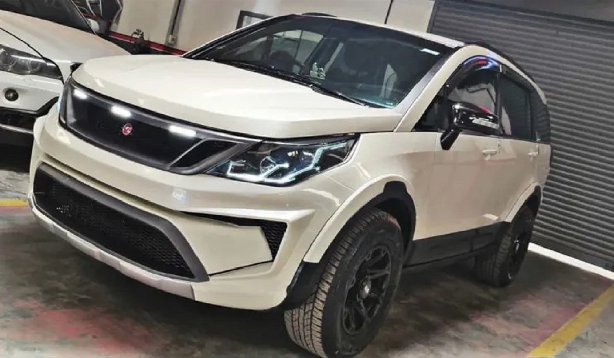 Modified Tata Hexa by Motormind front angle