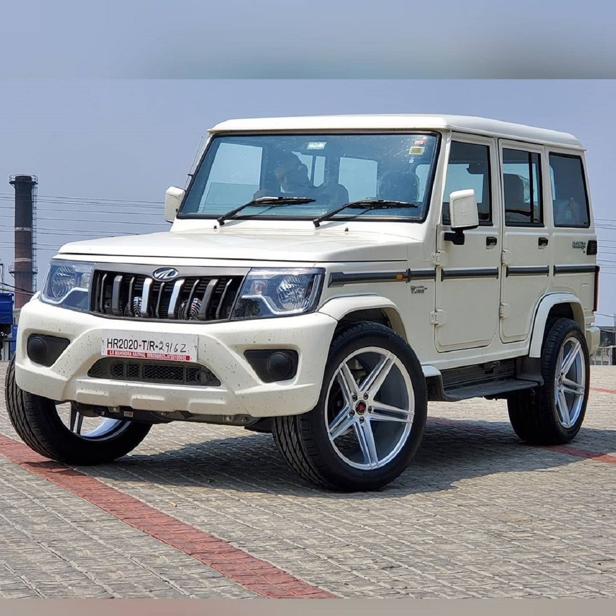 First Ever Mahindra Bolero Bs6 Model With Massive Inch Mags