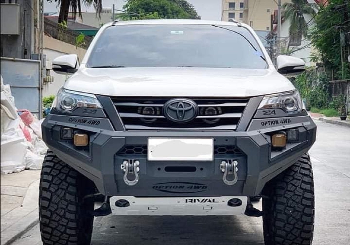 India-spec Toyota Fortuner Looks Totally BADASS with Off-road-spec Bumper