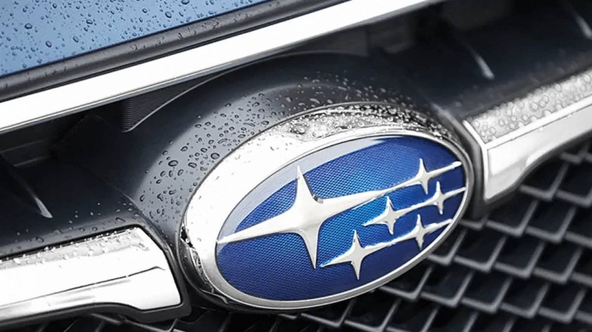 7 Car Logos With Stars: What Are The Meanings?