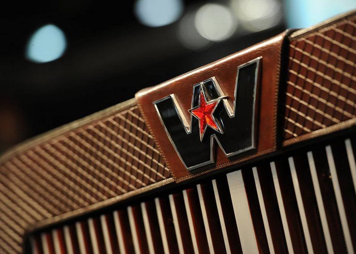 western star car logo