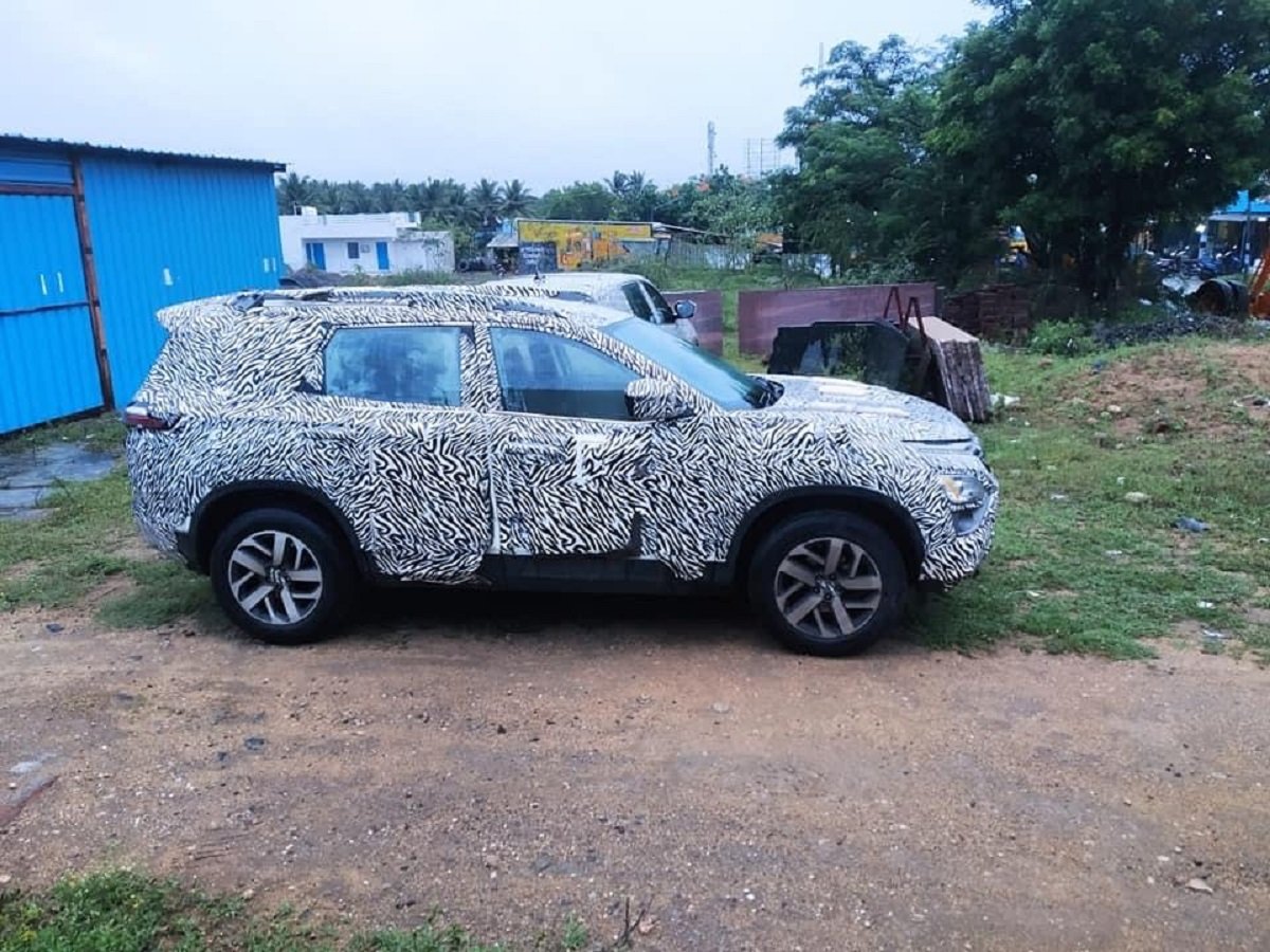 Tata Harrier Petrol and Tata Gravitas Spotted Wearing Camouflage, Launch Soon