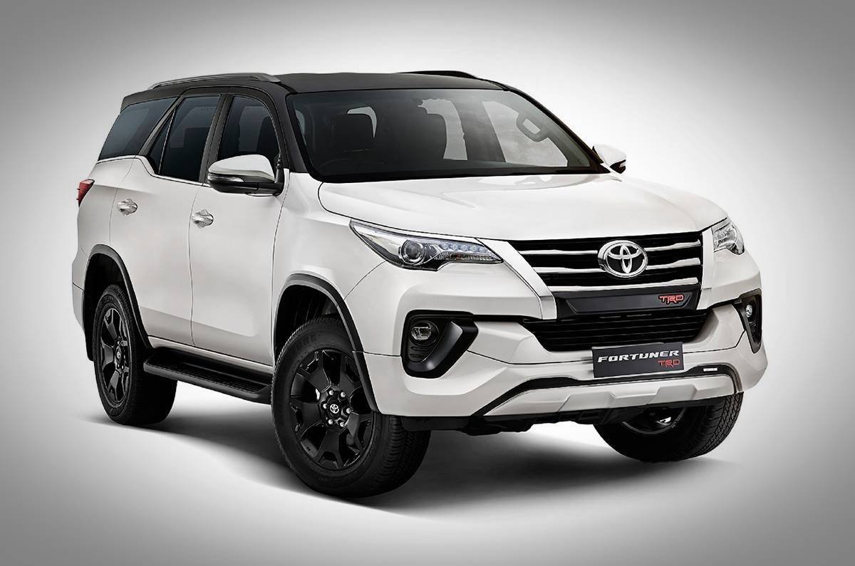 toyota fortuner trd front three quarters