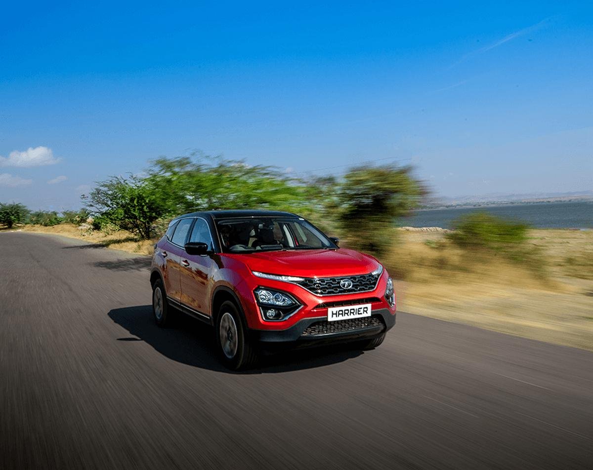 tata harrier front three quarters red colour