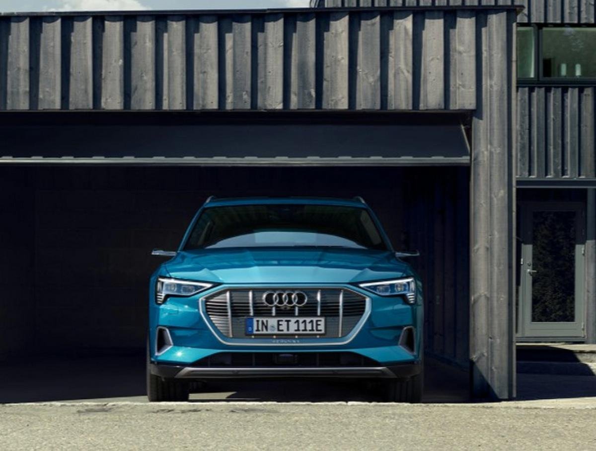 Audi e-tron front angle