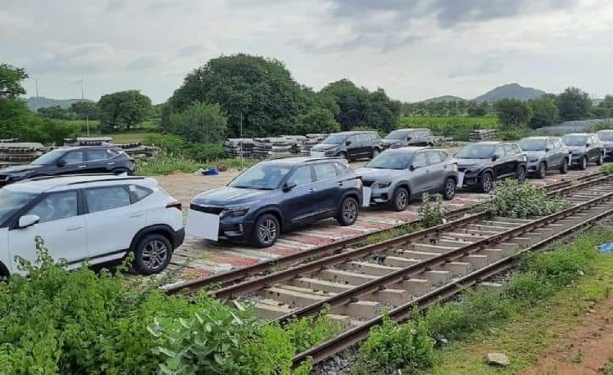 First Lot of Kia Seltos Dispatched to Dealers Through Rail Route