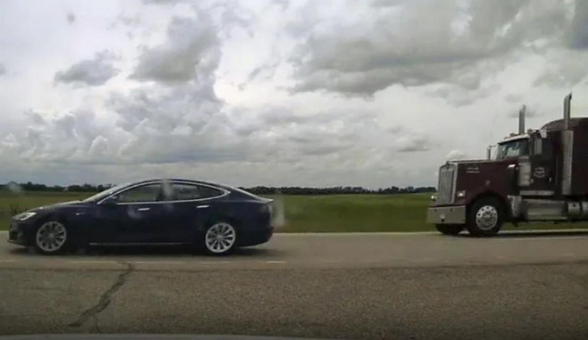 tesla driver arrested for falling asleep when driving