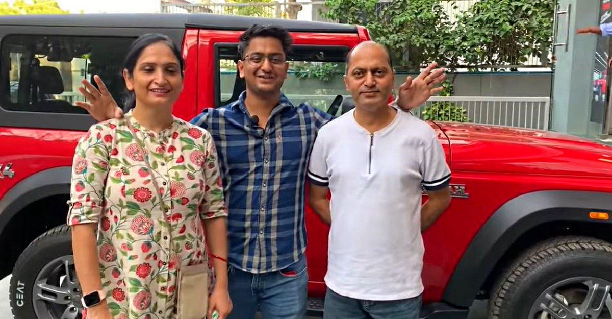 New Mahindra Thar As A FAMILY Car? Youtuber Gives Parents A Ride Experience