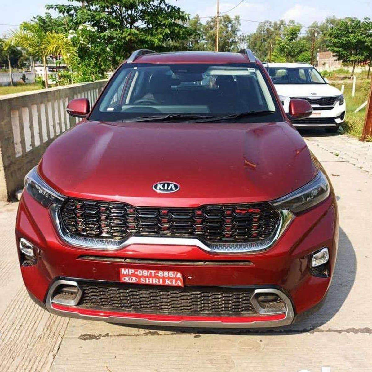Kia Sonet Diesel Automatic Now Available SECOND-HAND