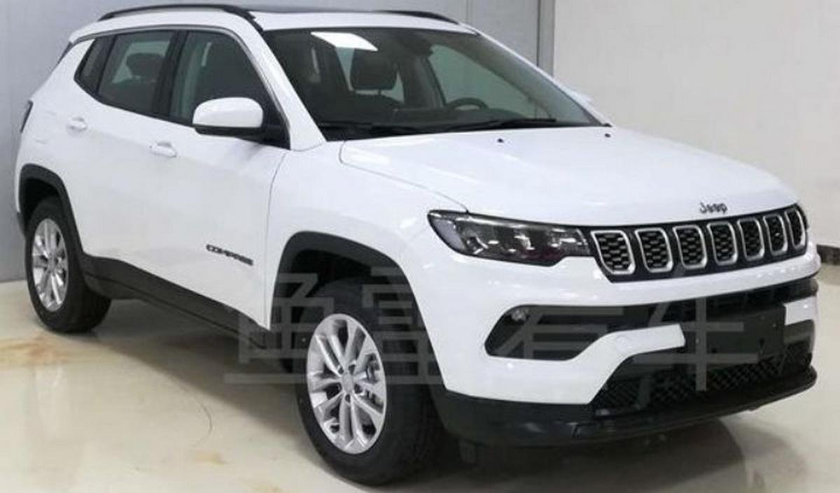 2021 jeep compass facelift front three quarters