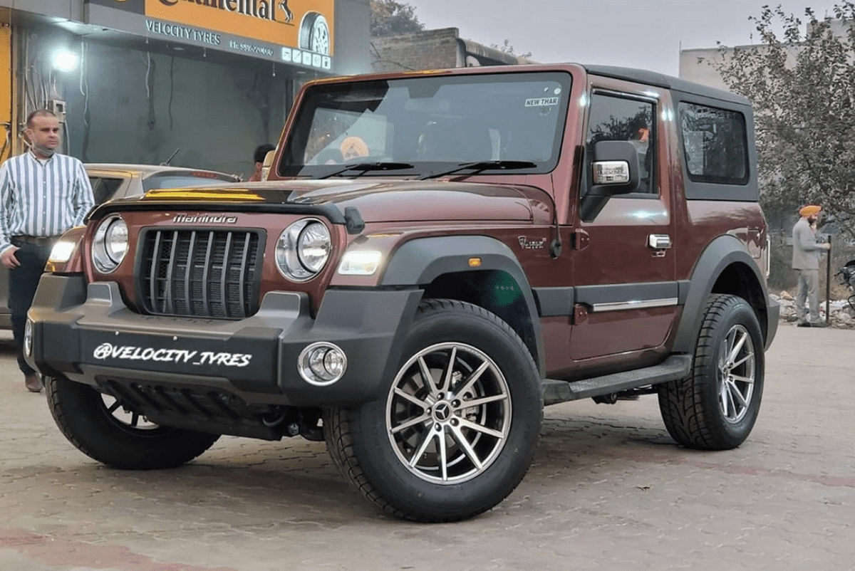 Front-side-look-of-2020-Mahindra-Thar