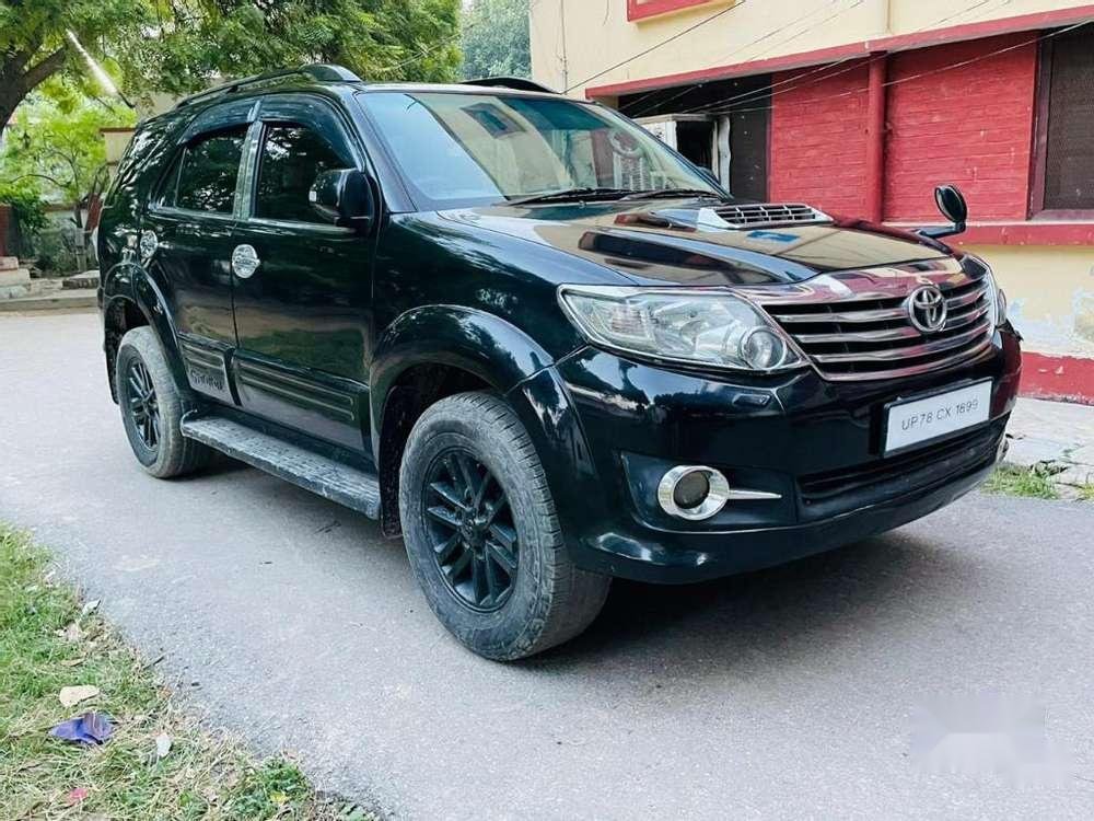 Used 2013 Toyota Fortuner MT for sale in Lucknow 781355