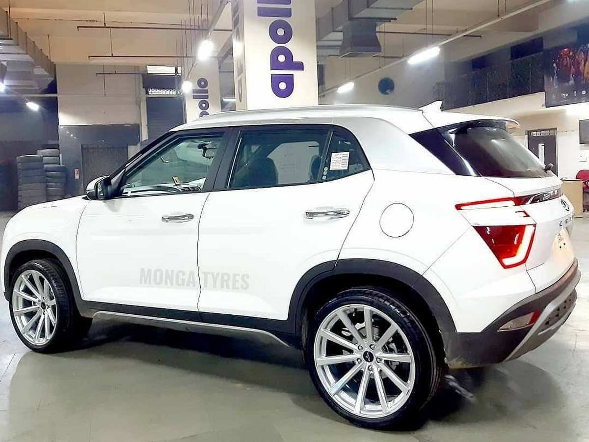 Rear-side-look-of-new-gen-Hyundai-Creta