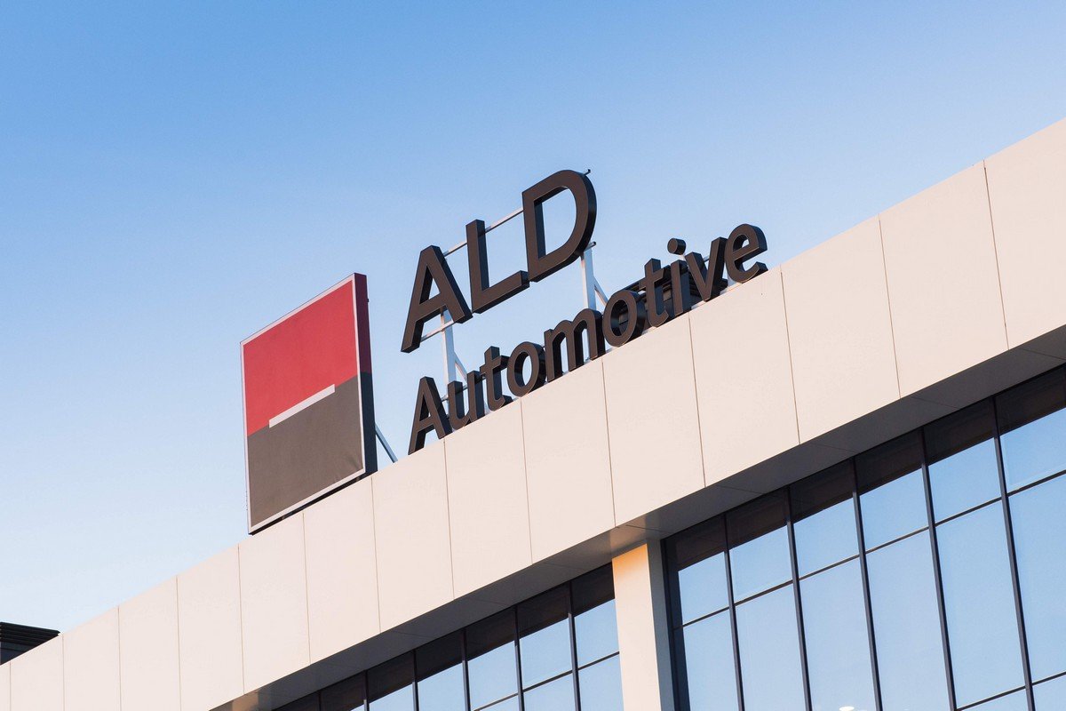 ALD-automotive logo outside a building