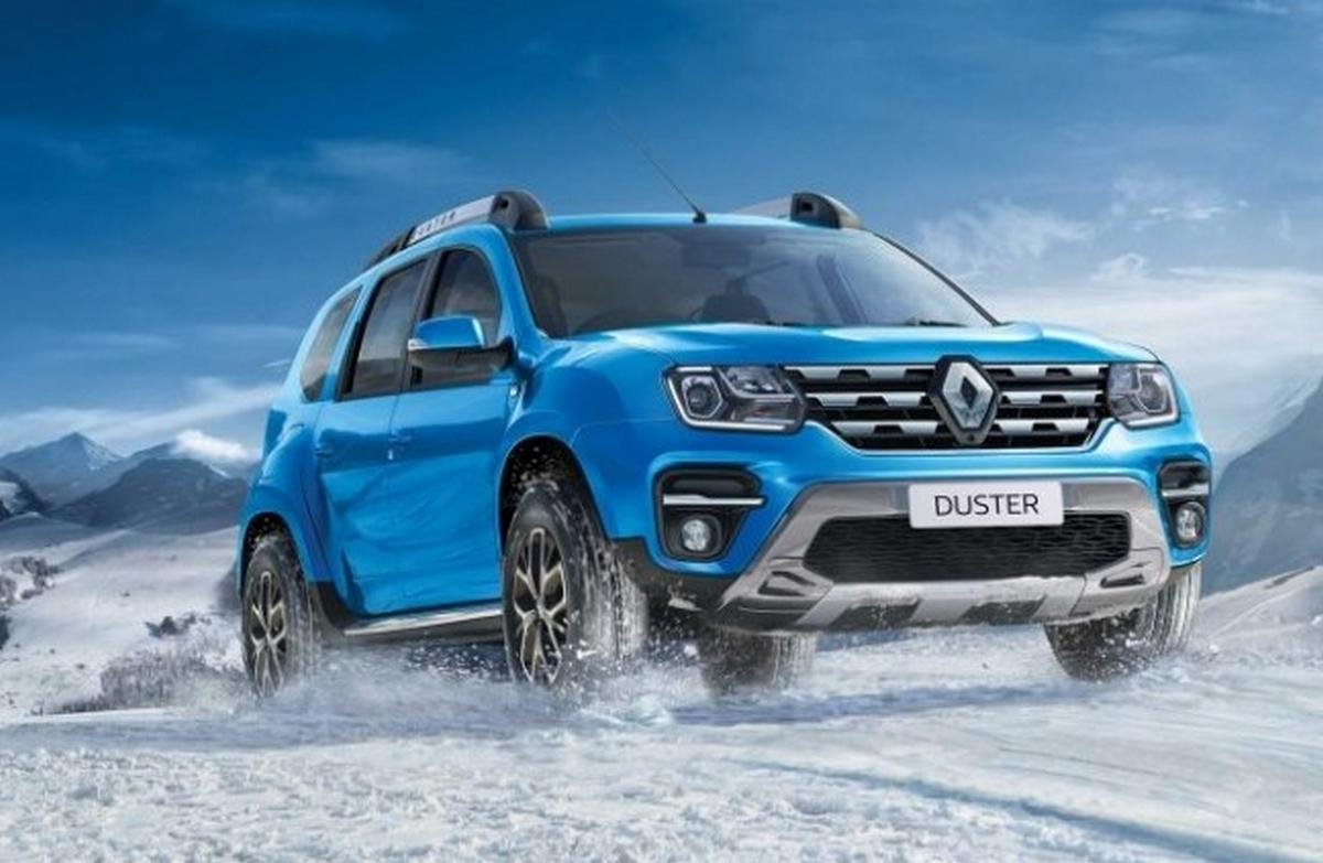 renault duster front three quarters