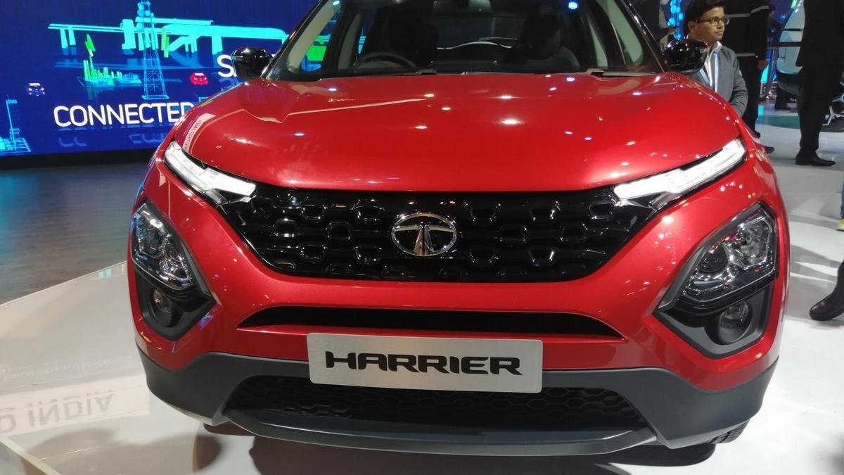 Tata Harrier BS6 Automatic launched at Auto Expo 2020