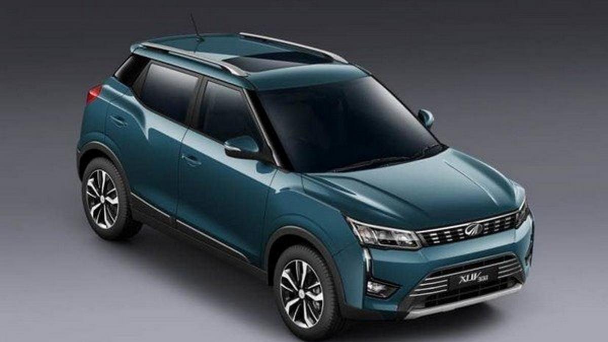 Mahindra XUV300 2019 dark green angular look