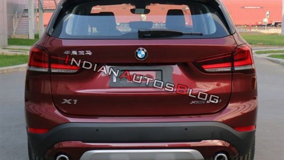 BMW X1 2019 rear angle shot