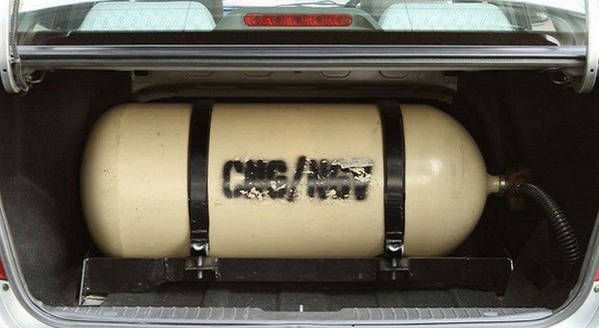 CNG tank in car trunk
