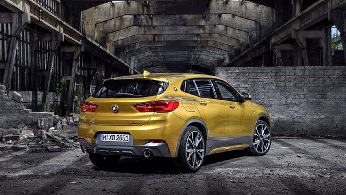 BMW X2 2019, rear side