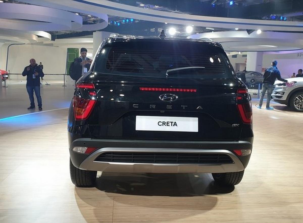 2020 Hyundai Creta black colour rear angle