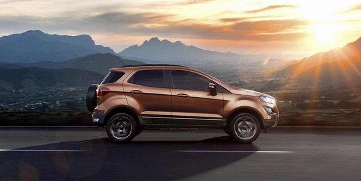 ford ecosport side angle