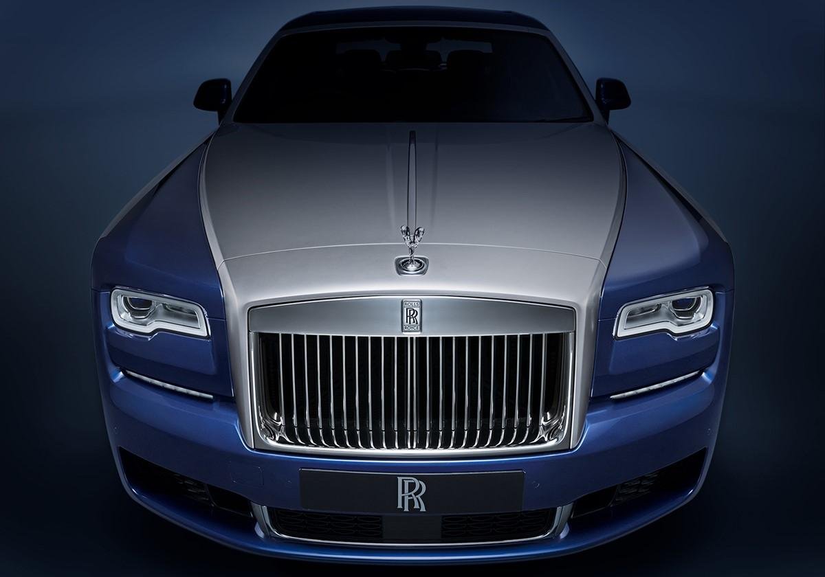 rolls royce ghost front angle