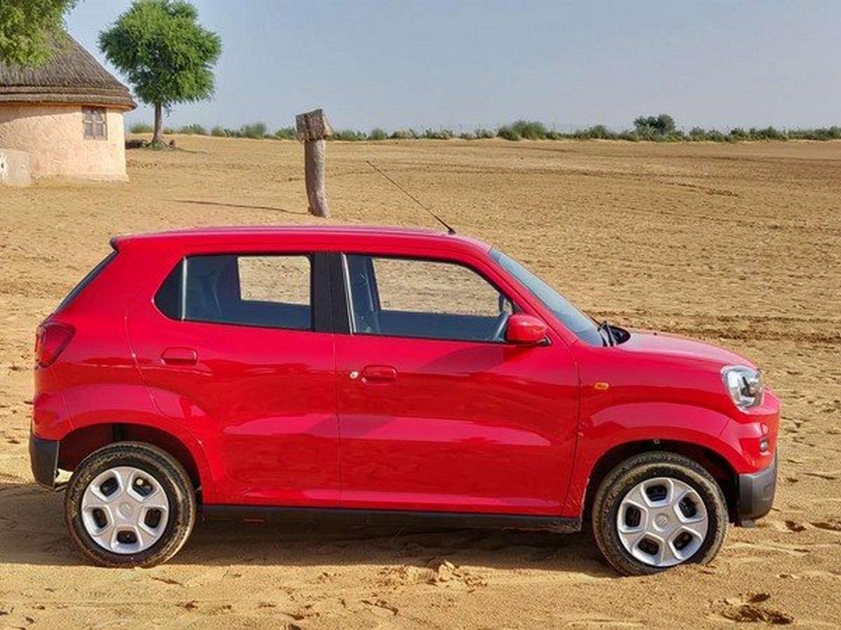 maruti s-presso red side profile