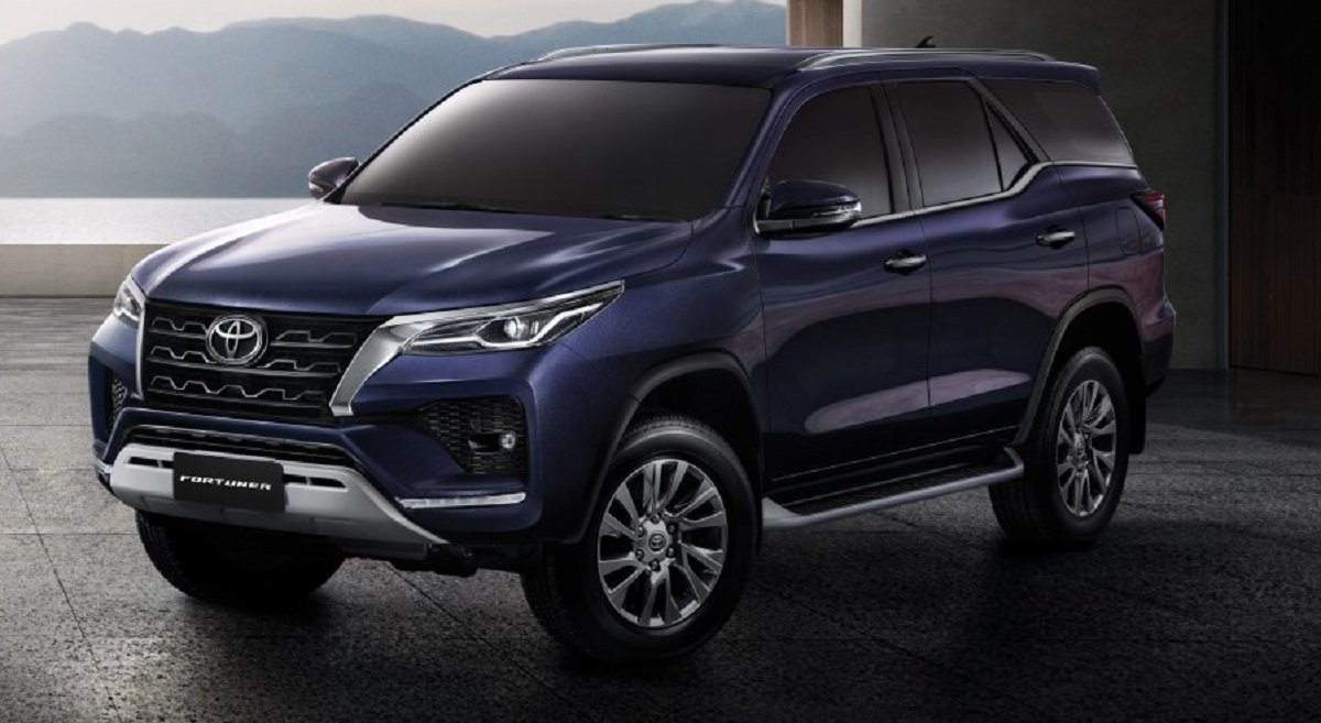 2021 Toyota Fortuner Facelift and Legender To Launch On January 6