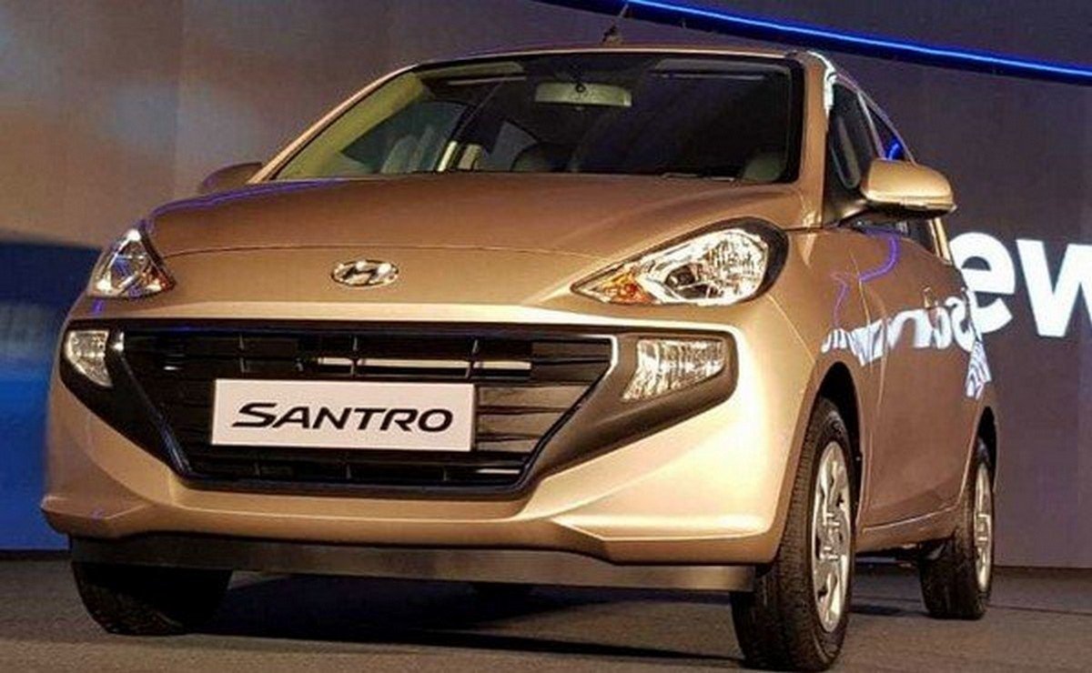 Hyundai Santro bronze front angle