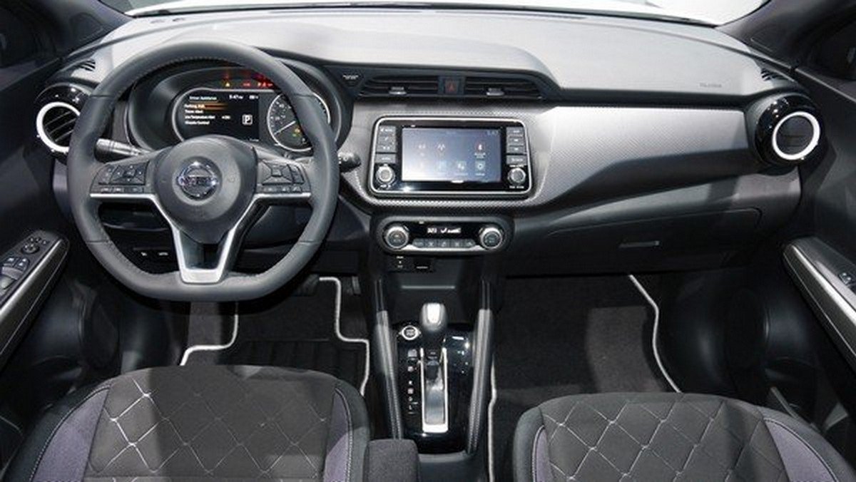 International Nissan Kicks interior 