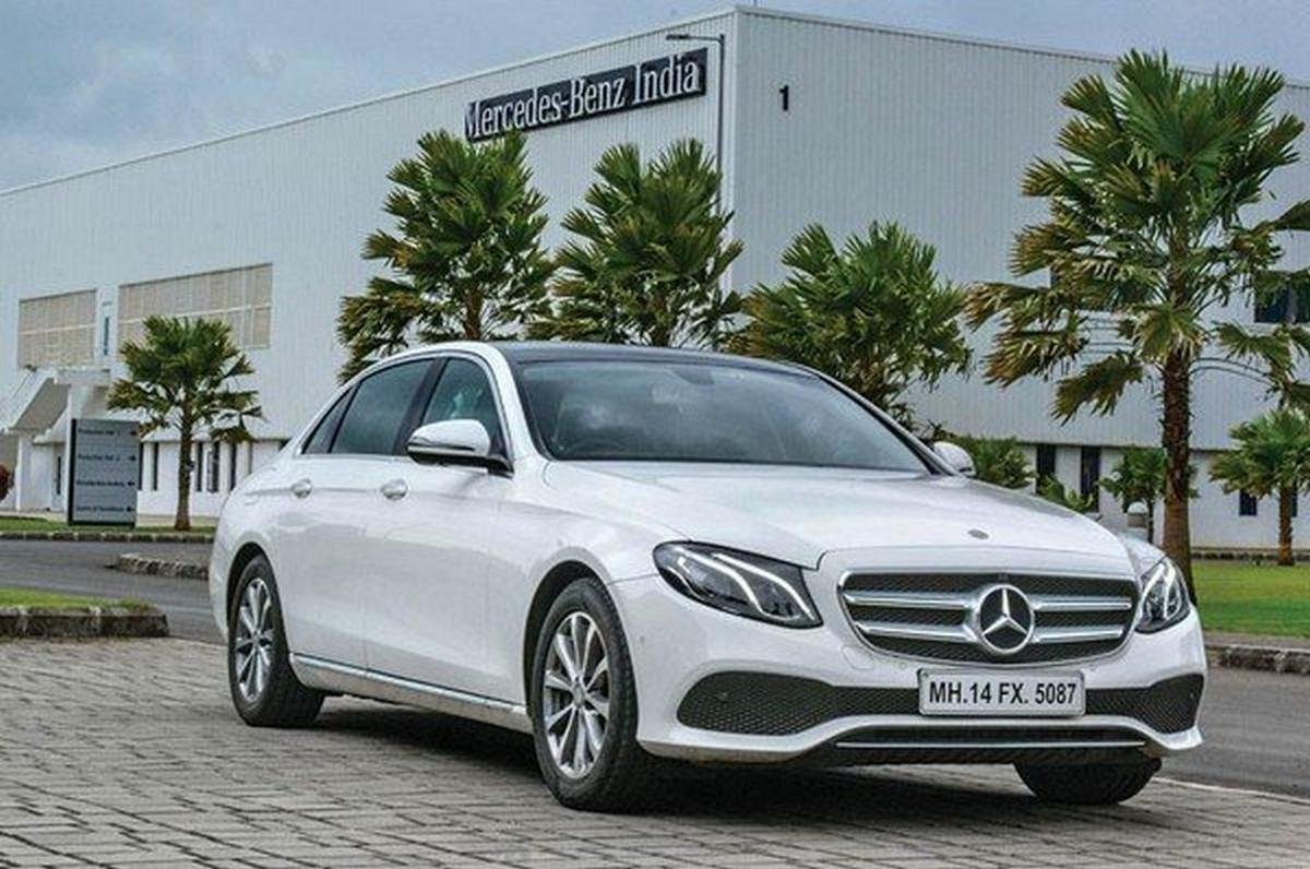 2018 mercedes e-class 350d white front angle