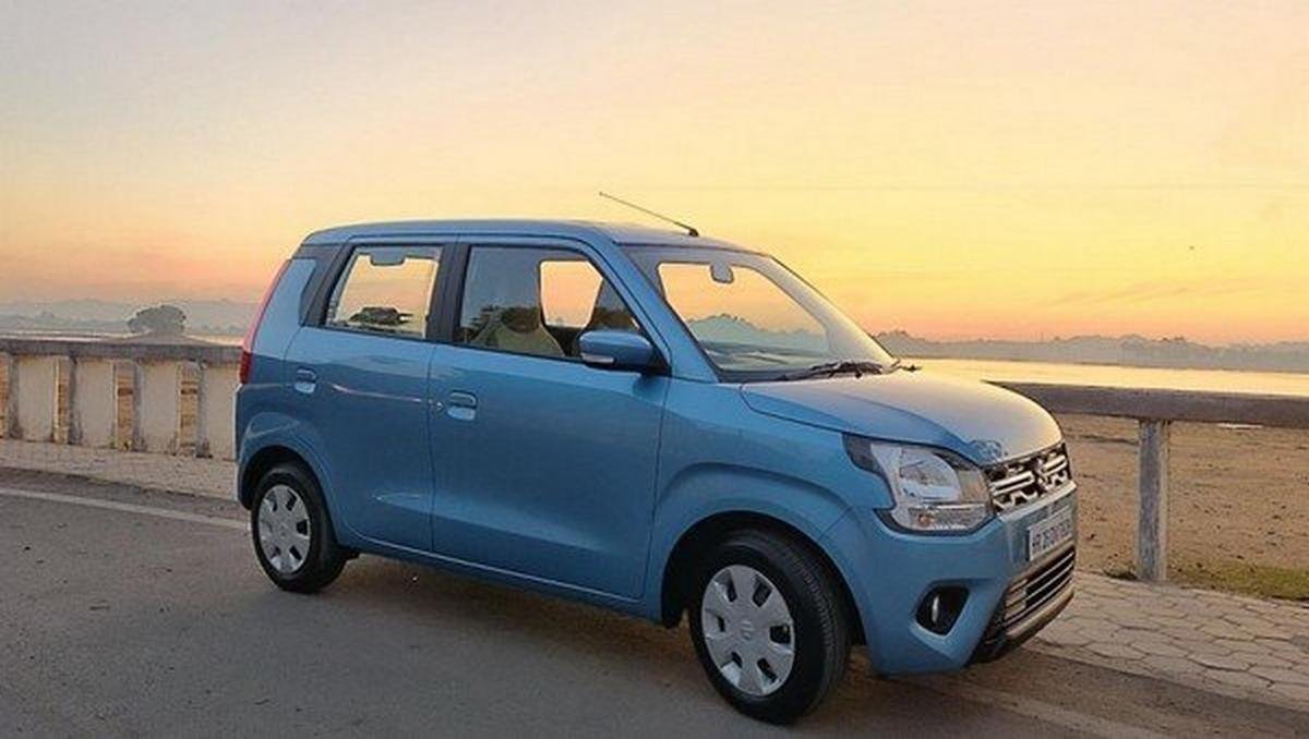 2019 Maruti Wagon R blue side profile