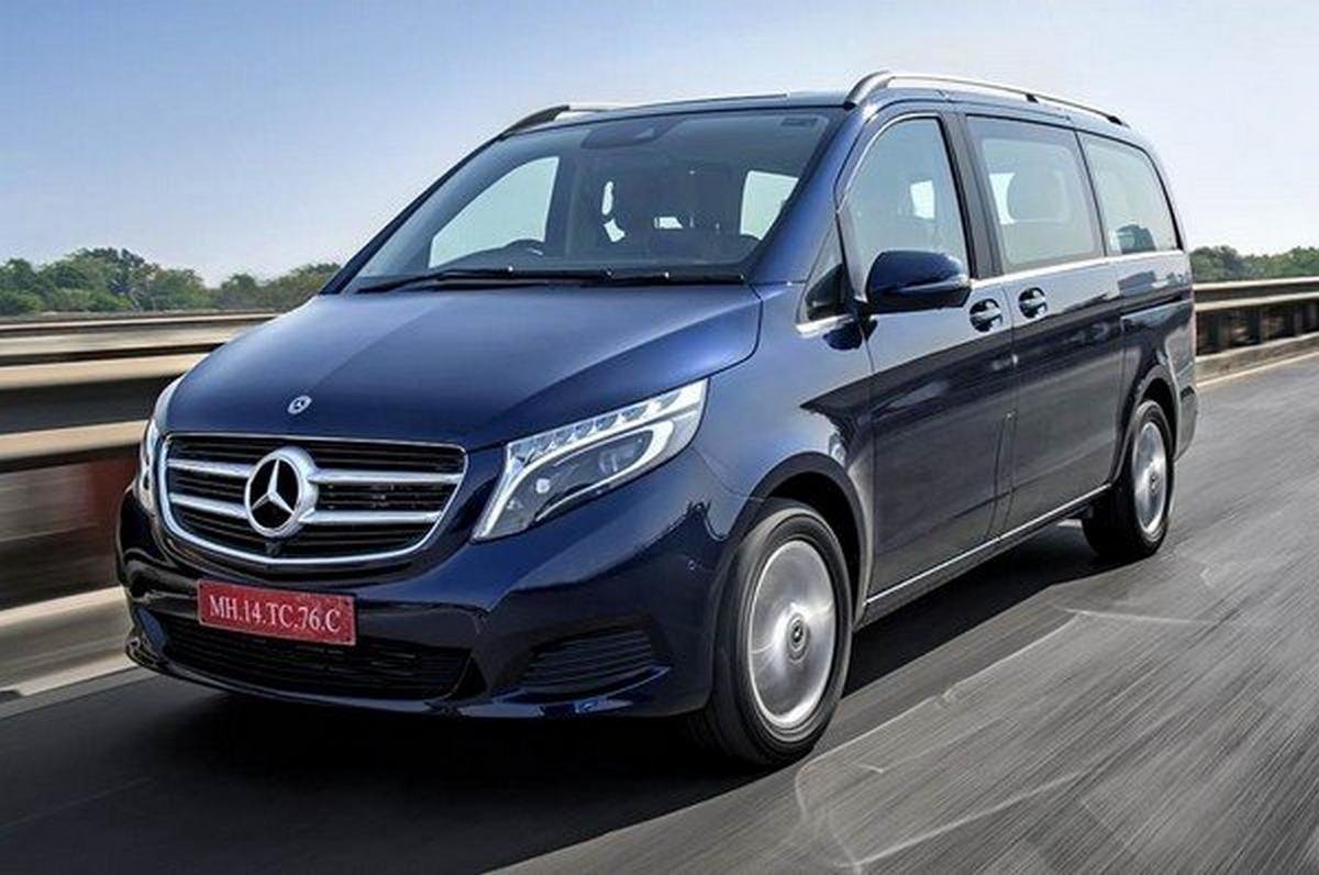 2019 mercedes v-class blue front angle