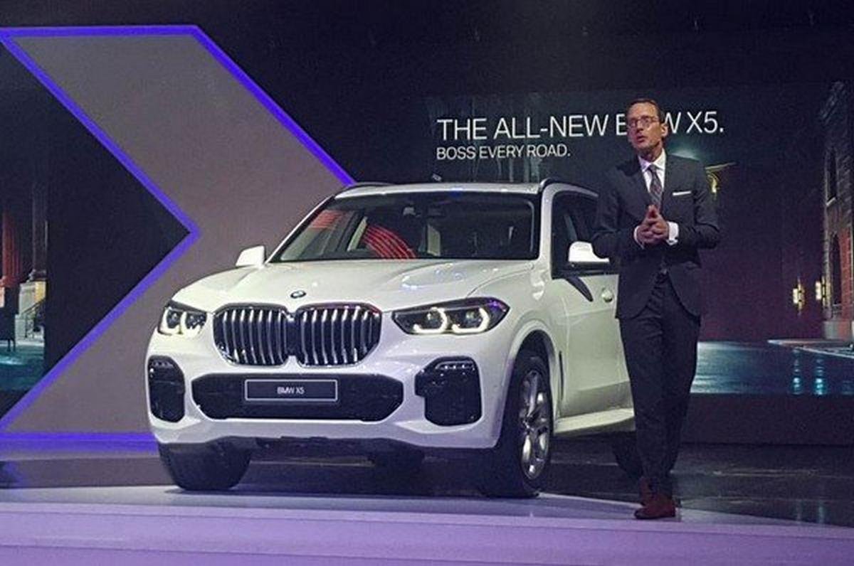 bmw x5 white front angle