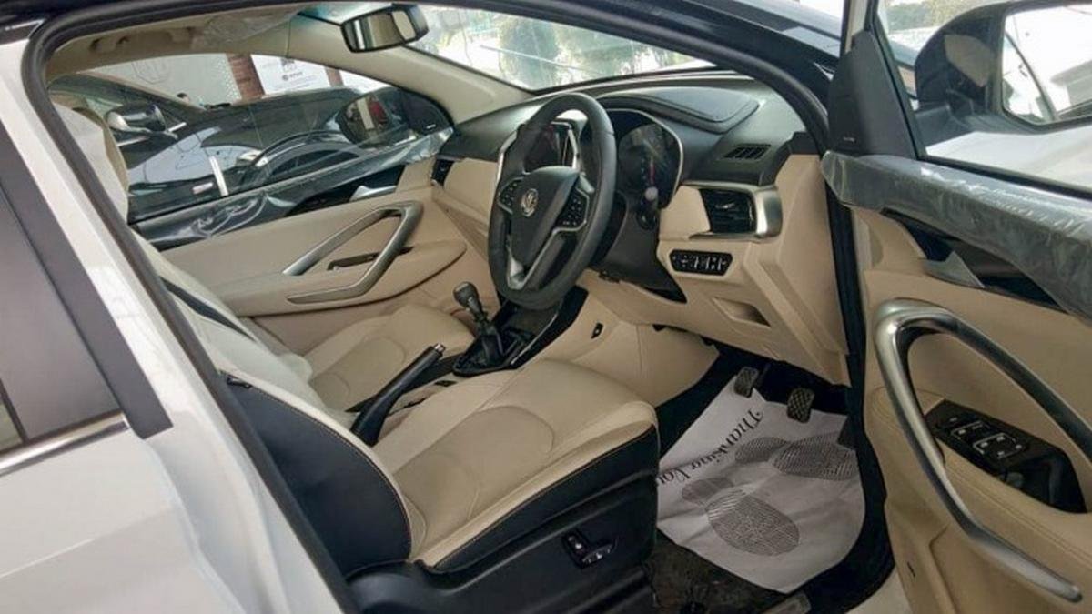 2021 MG Hector facelift interior front seats