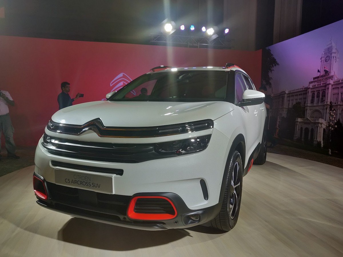 citroen-c5-aircross-front-three-quarters