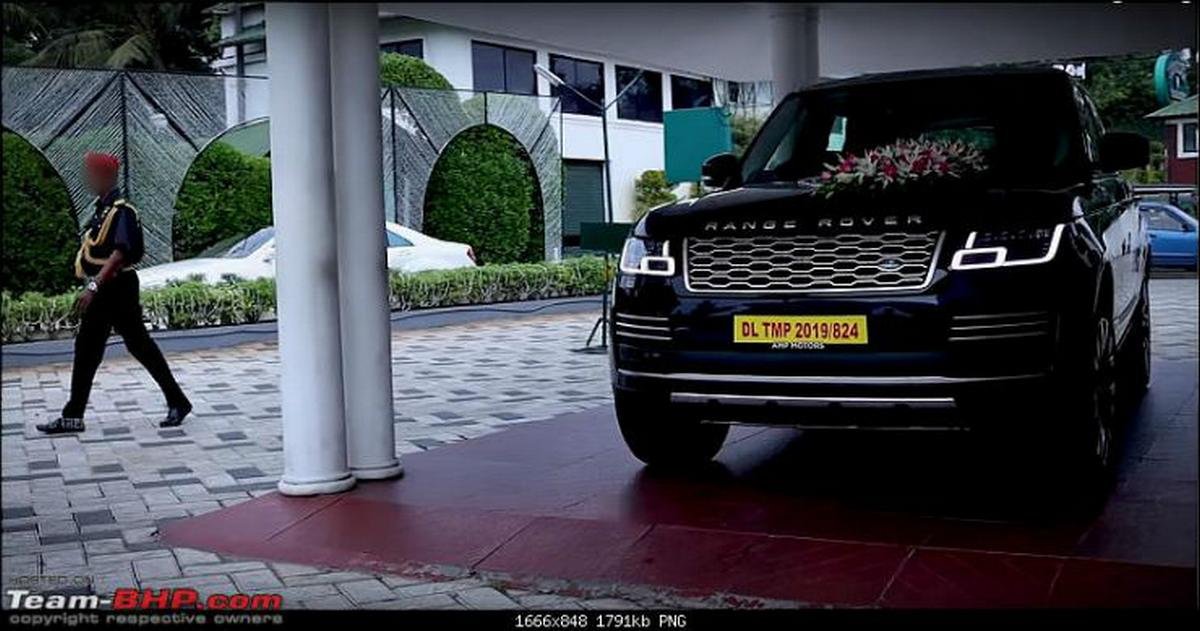  range rover blue front angle