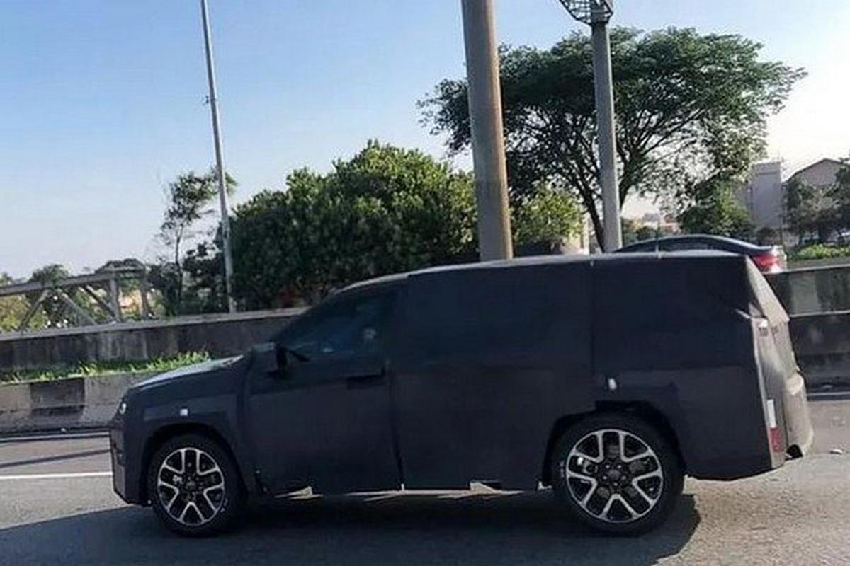 India-bound Jeep 7-Seater SUV Spotted Testing For The First Time