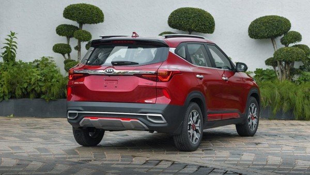 Compare Kia Seltos vs Nissan Kicks Which Car Is Better To Buy?