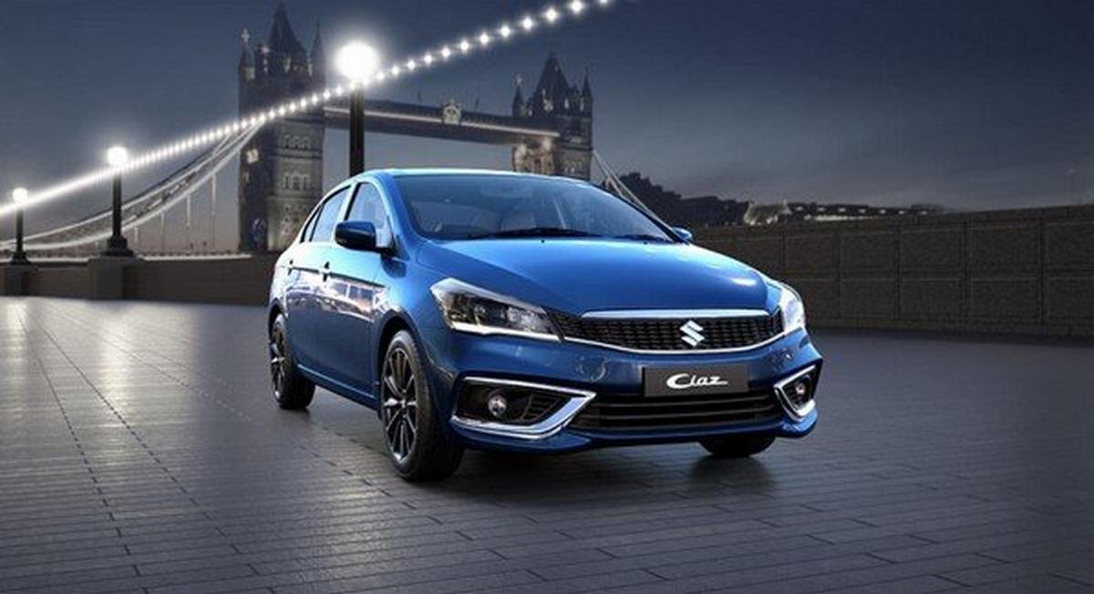 maruti ciaz blue front view