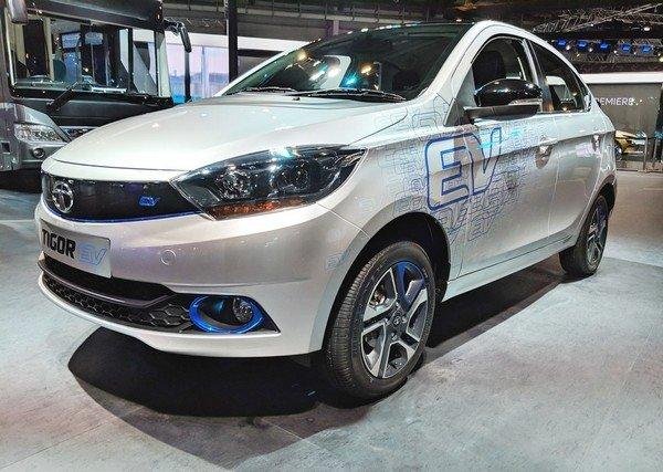 2021 Tata Tigor EV front angle