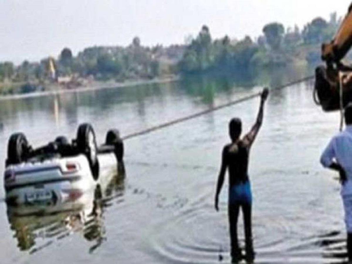 Man Following Google Maps Drives Into Dam, Drowns
