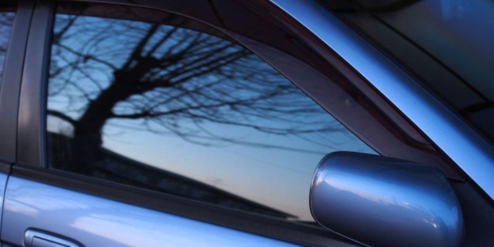 car window rain visor 