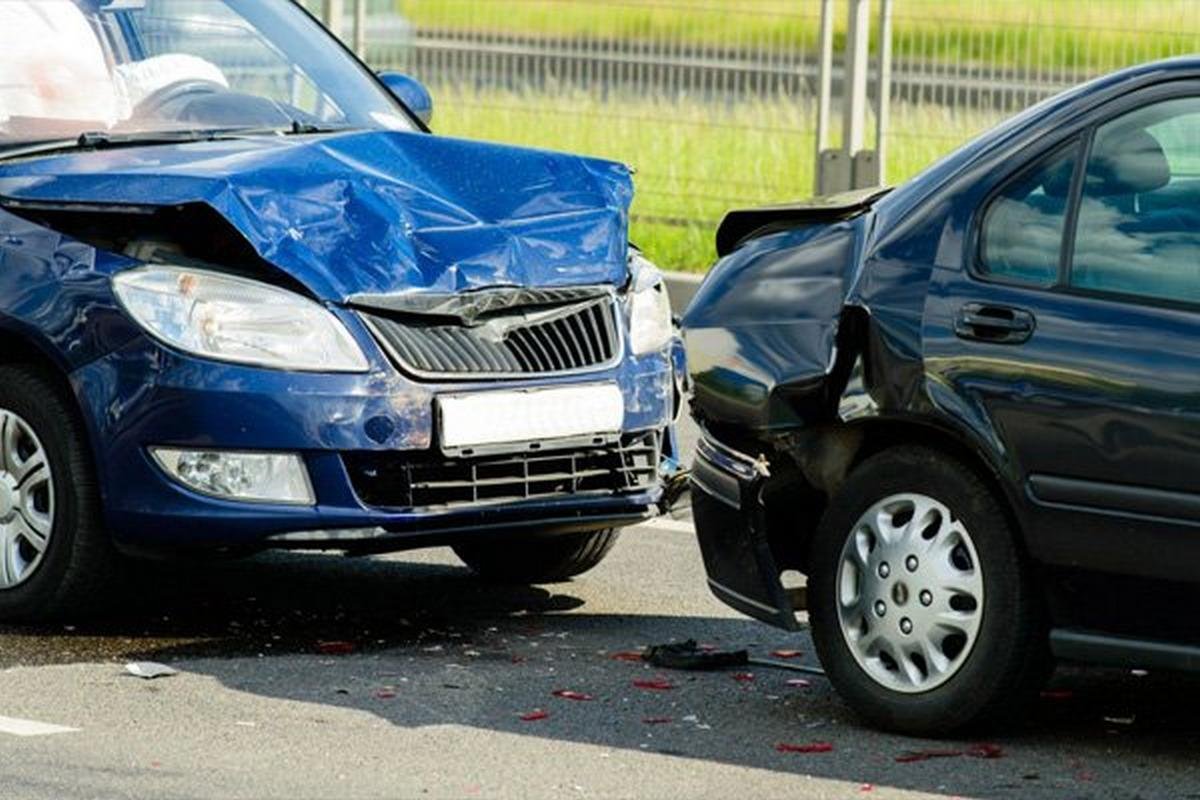handle road rage: crashing cars as a consequence of road rage